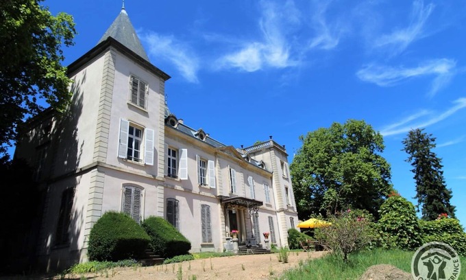 Emeringes House | Château d'Emeringes - EMERINGES