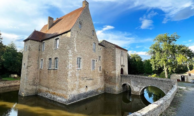 Vicq Cottage | Château de la Mothe - Gîte Jacques Coeur