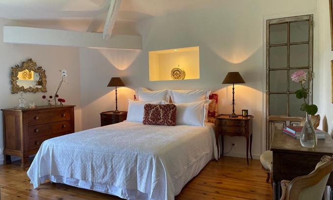 Prat-Bonrepaux Bed & Breakfast | Château de Prat