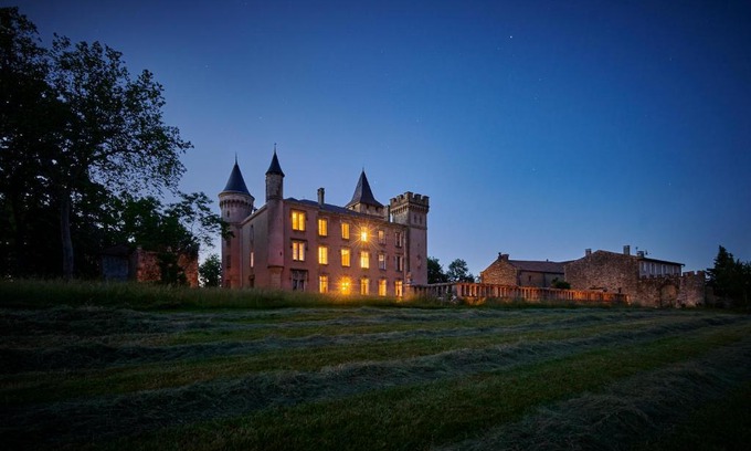Lagarde Bed & Breakfast | Château de Sibra