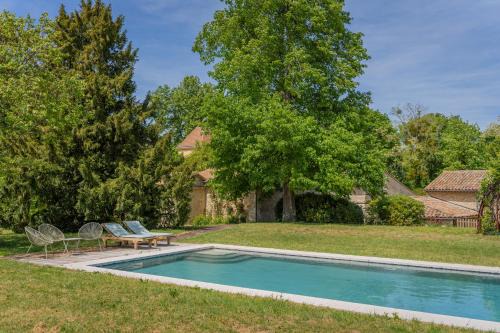 Saint-Gervais-sur-Roubion Bed & Breakfast | Château de Marrets