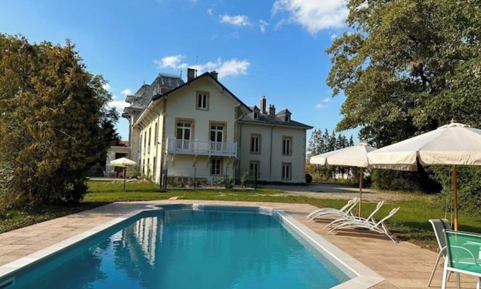 Vaudoncourt Other | Château Viéndal, bed and breakfast in Neuchâtel