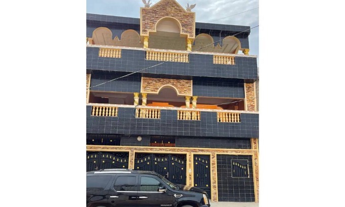 Lome Villa | Château Villa Des Moissons