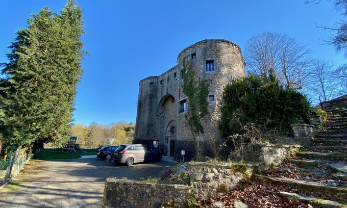 Barbencon Apartment | Châtelet de Barbençon