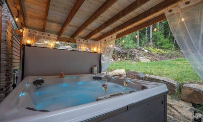 Sainte-Marcelline-de-Kildare Ski Chalet | Chalet Le Vallon Royal & SPA