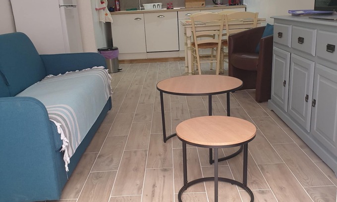 Saint-Laurent-de-la-Salanque Apartment | Charmant T2 Classé 3 Étoiles au Cente Ville