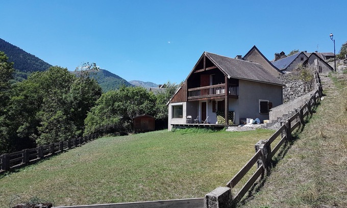 Saint-Aventin Ski Chalet | Ch'ti Chalet, Superbe Vue, Nature et Tranquillité, Sans Vis-à-vis
