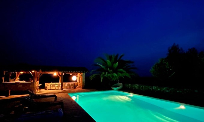 Labarrere House | Charming gite in the heart of the Cotes de Gascogne vineyards