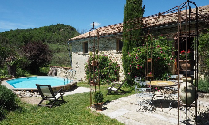 Saint-Michel-l'Observatoire Other | Character house in Provence with garden terrace and pool in Luberon Park