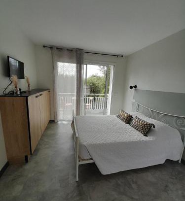 Lagarrigue Apartment | Chabas Studio bis