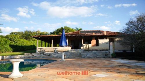 Cassia House | Chacara em Cássia com Piscina e Lago
