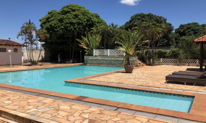 Uberaba House | CHÁCARA GREEN HALL (in front of Casa Do Folclore) 34996452966