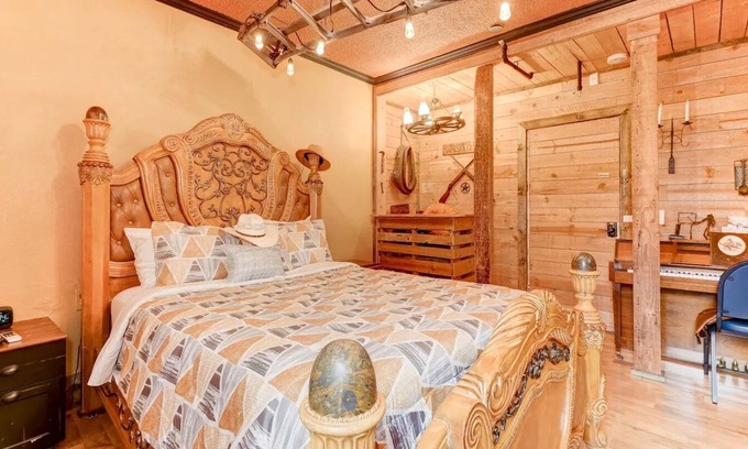 Cortez Hill House | Chadwick 110 · Wild Wild West Adventure @ Gaslamp