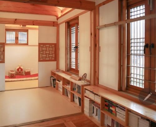 Jingwan-dong Cabin | Chaehyodang Hanok Stay