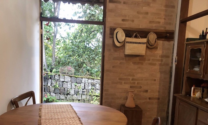 Veloso Ski Chalet | Chalé charmoso e bem localizado