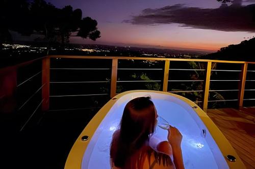 Igrejinha House | Chalé com banheira e lareira - 20 min de Gramado