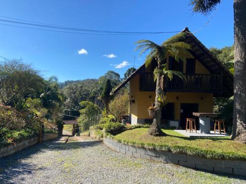 Rio dos Cedros Ski Chalet | Chalé da Araucária