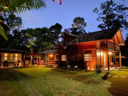 Isabel Ski Chalet | Chalé Domingos Martins