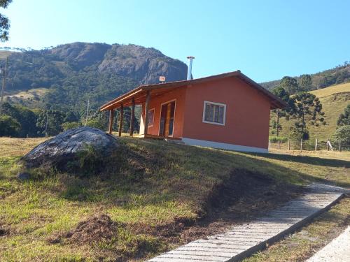 Sapucai-Mirim Ski Chalet | Chalé Flor de ypê