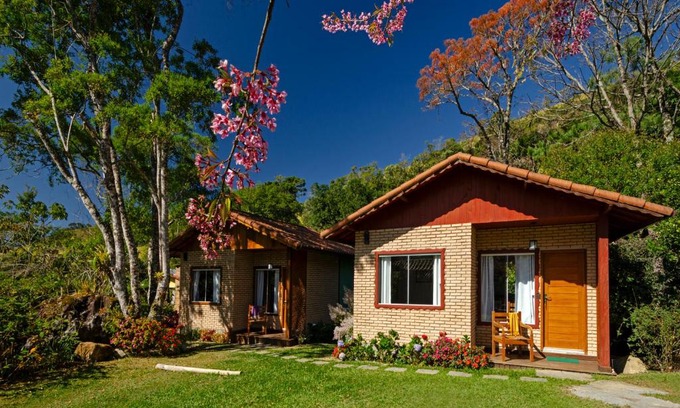 Visconde de Maua Ski Chalet | Chalé Flores e Amores