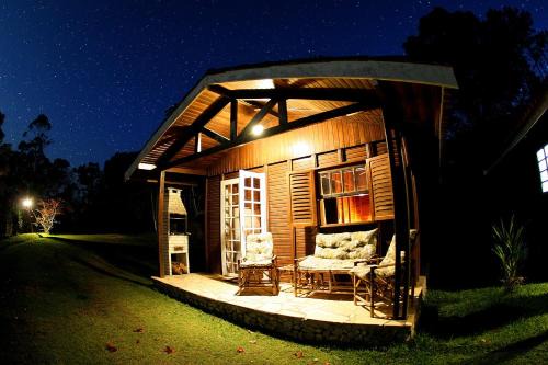 Juquitiba House | Chalé Heliconia