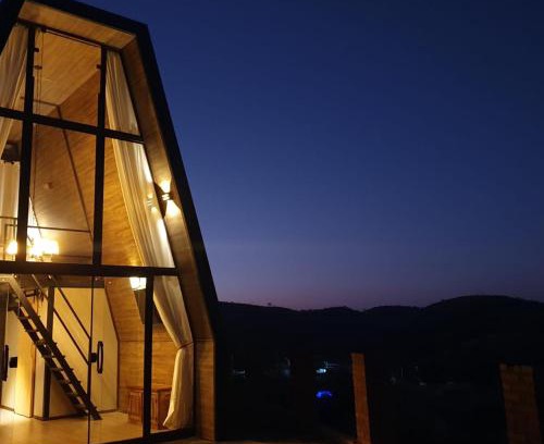 Petropolis Ski Chalet | Chalé Noites Extraordinárias