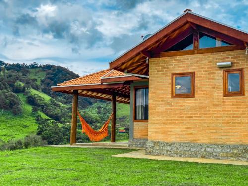 Goncalves Cabin | Chalé Seio de Minas