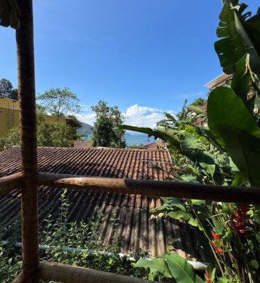 Ilha Grande Ski Chalet | Chalé verde - vila do Abraão