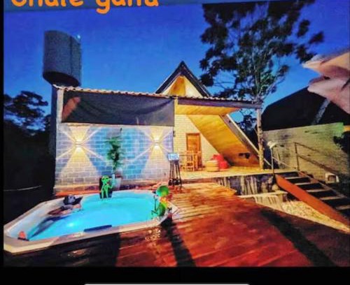 Sao Jorge Ski Chalet | Chalés do AVOHAY, lindo chalé com privativa banheira hidromassagem aquecida, apenas 2 minutos da Vila de São Jorge Chalé Guita