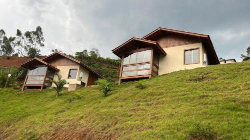 Domingos Martins House | Chalés nas Montanhas