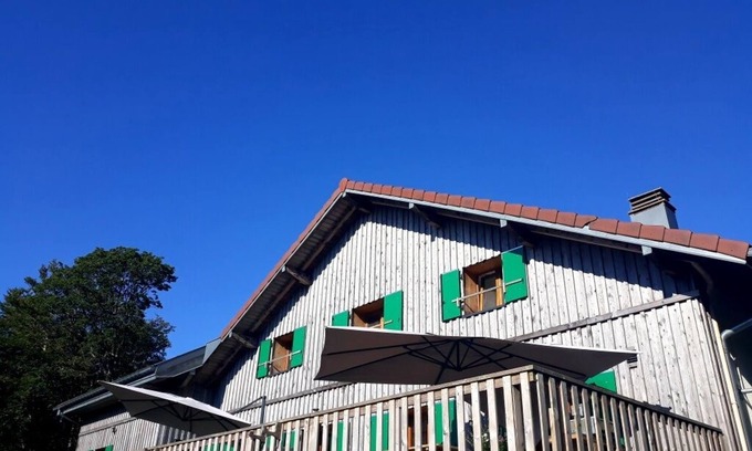 Saint-Maurice-sur-Moselle Ski Chalet | Chalet 16 pers located at the top of the Ballon d'Alasce near the reception house