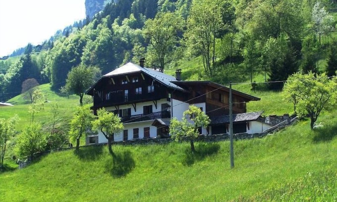 Saint-Nicolas-la-Chapelle House | CHALET ROSE - SAINT NICOLAS LA CHAPELLE