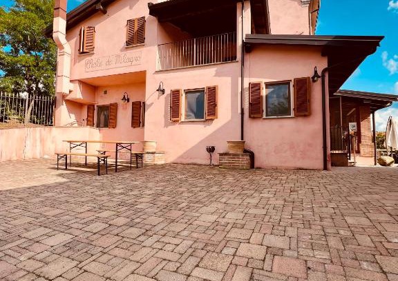 Canevino House | Chaledo Milagro