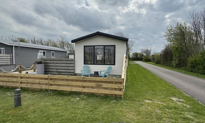 Petten House | Chalet 130 (4 persons)
