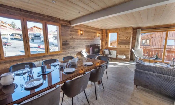 Viel-Alpe Ski Chalet | Chalet '24 Pers Sur La Roite Du Tour' with Balcony and Wi-Fi