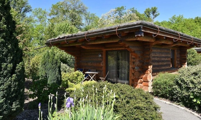 Chazey-sur-Ain Ski Chalet | Chalet 25m² with Kitchen option