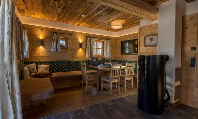 Rain Apartment | Chalet 3 - autumn time