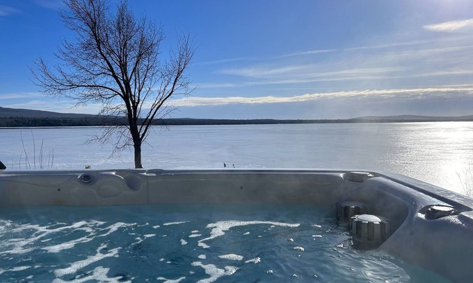 Le Haut-Saint-Francois Regional County Municipality Ski Chalet | Chalet au Bord du lac