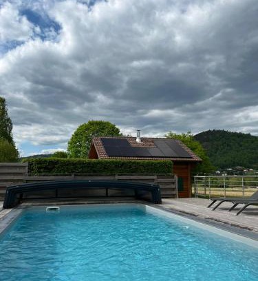 Ramonchamp Ski Chalet | Chalet avec Jacuzzi et Piscine, déco soignée esprit cocooning