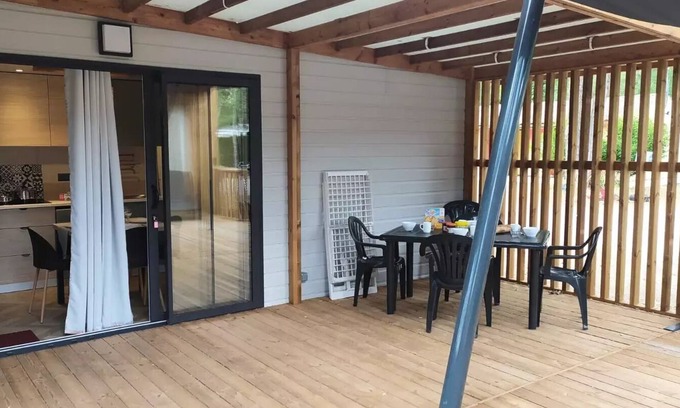 Saint Maime House | Chalet Badiane Premium + 35m2 (2x - 4/6 pers) + Terrasse 19m2 + LV + TV + 2SDB + Clim 6 persons