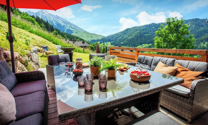 La Clusaz Ski Chalet | Chalet Bella Cha - family ski break with breathtaking views - OVO Network