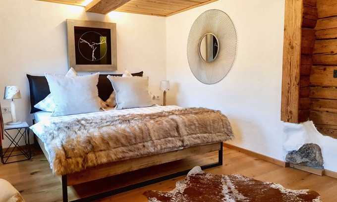 Going am Wilden Kaiser Ski Chalet | CHALET BELLE WILD Design chalet with Kaiser view for 10 by Belle Stay
