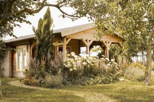 Benningbroek Bed & Breakfast | Chalet Ben in Broek