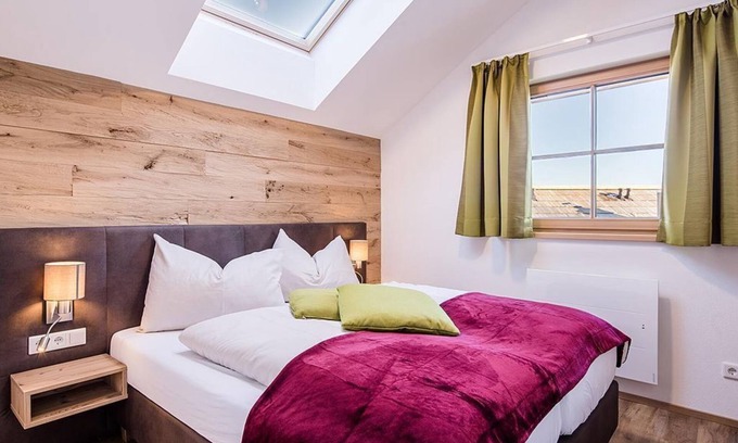 Weisspriach Bed & Breakfast | Chalet Berg Landzeit - Chalet village Fanningberg