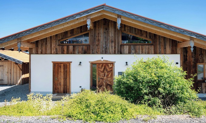Freyung Ski Chalet | Chalet 'Bergchalet 1' with Private Pool, Private Terrace and Wi-Fi
