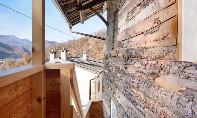 Venasca Ski Chalet | Chalet "Betulla" with Mountain View, Balcony & Wi-Fi