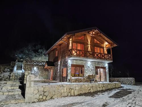 Kolasin Ski Chalet | Chalet Blanc