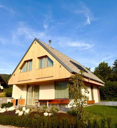 Ribcev Laz Villa | Chalet Bohinj Bliss Wellness and view of Triglav