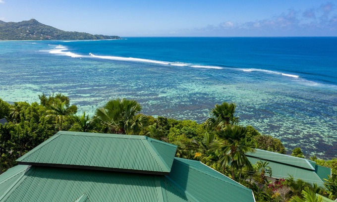 Anse Royale House | Chalet BougainvillenTwo-Bedroom Villa with Ocean View