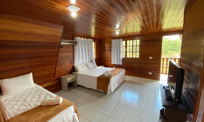 Vitor Hugo Ski Chalet | Chalet
